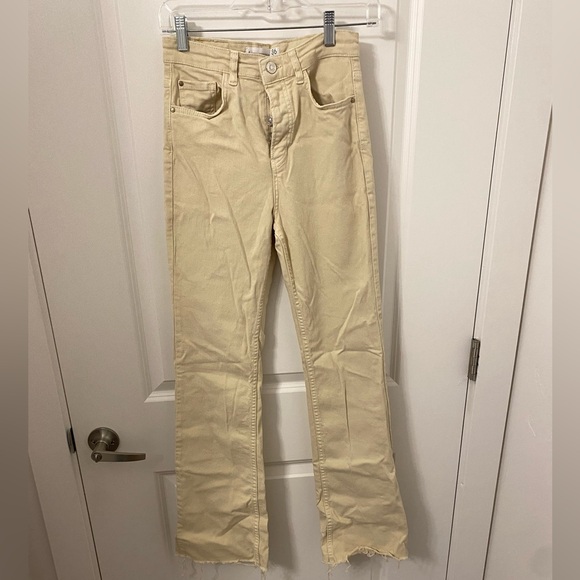 Stradivarius slim flare jeans Size 4 - Picture 1 of 4